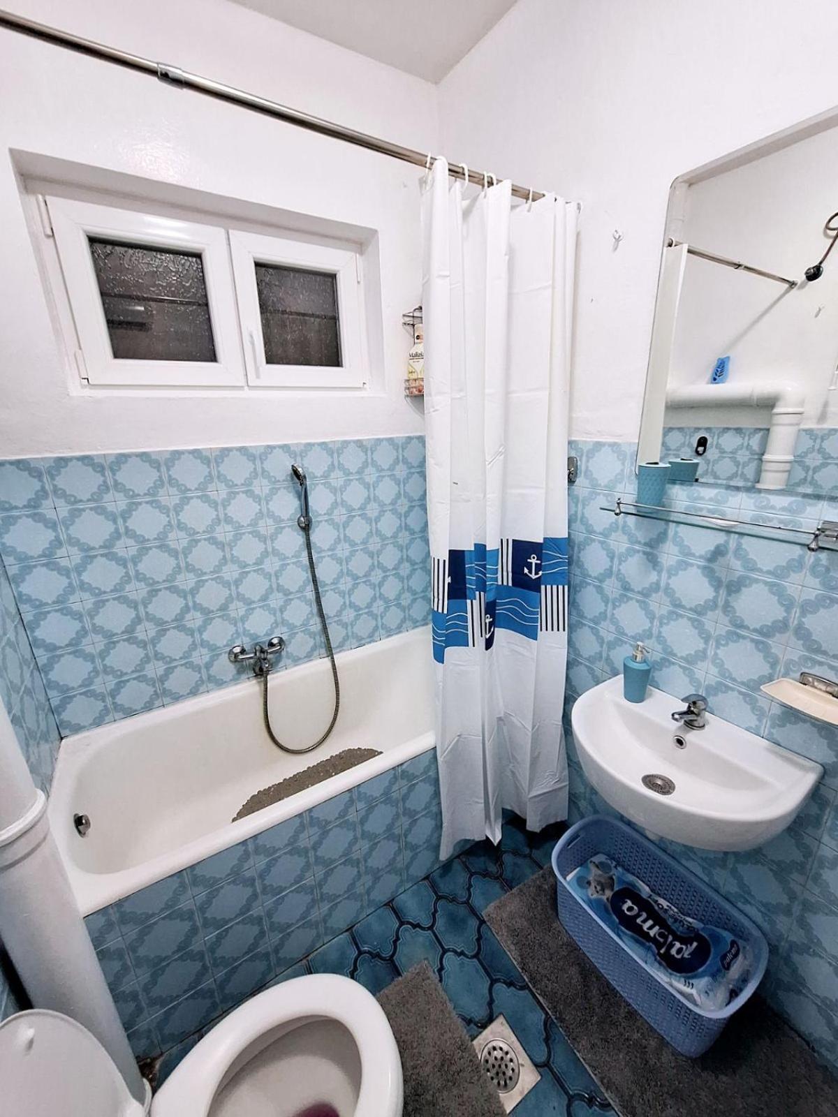 Red House Apartment Kotor Zewnętrze zdjęcie
